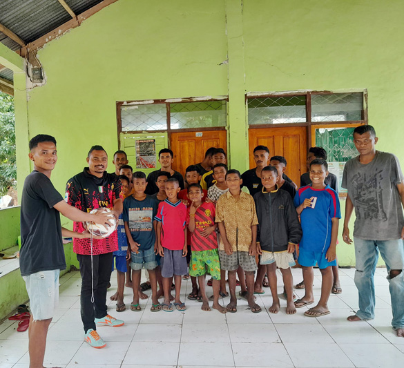 Berawal Dari Keprihatinan Terhadap Keberlangsungan Generasi Muda Lahir TRITONA FC Bakalerek